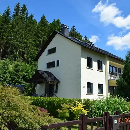Ferienhaus Sarah Wallenfels